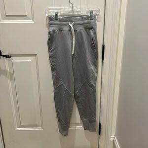 Lululemon Metro Miles Jogger; Heathered Stargaze